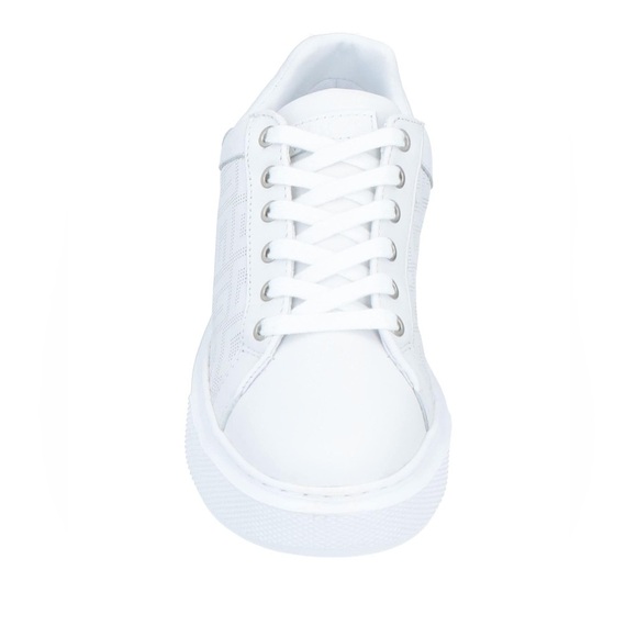 Guess Sneakers - Picture 3 of 10